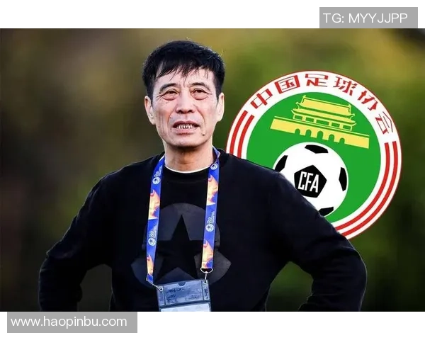 《从绿茵场到心灵深处:国足球星的成长与奋斗之路》